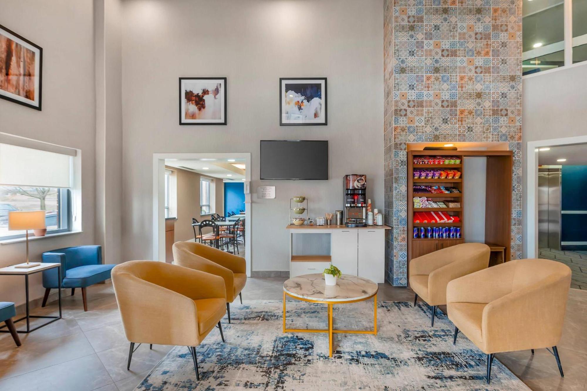 Quality Suites Whitby Εξωτερικό φωτογραφία